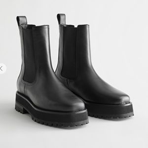 & Other Stories Squared Toe Leather Chelsea Boots